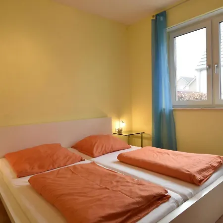 5-bedroom In With Garden Сasa de vacaciones